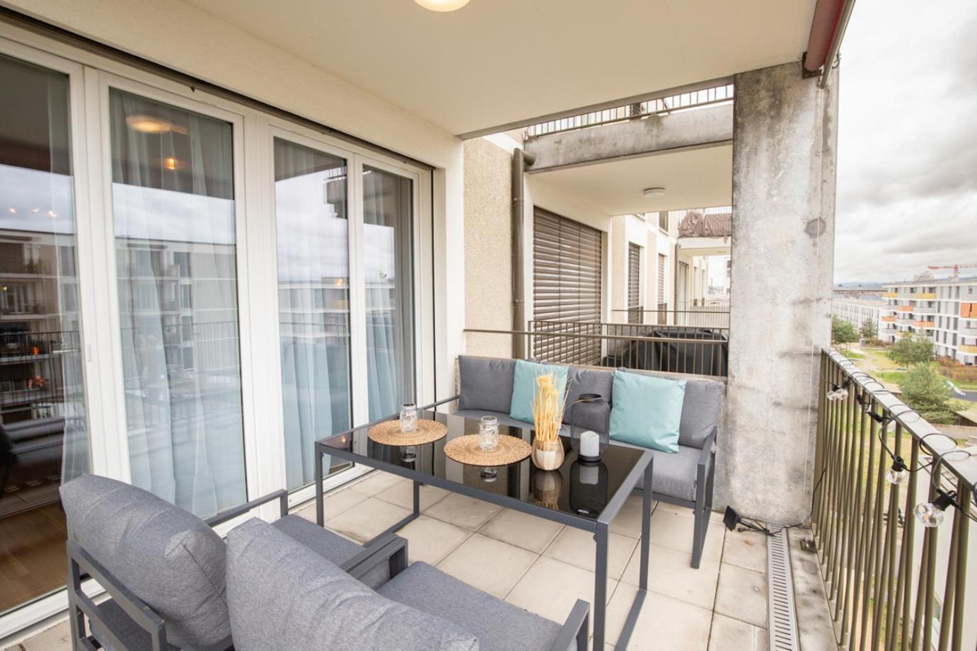 Apartment Special Einstein Ii Basel, Messe Kleinbasel 10-star