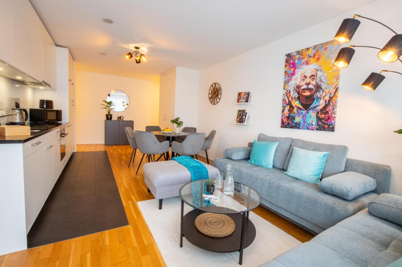 Apartment Special Einstein Ii Basel, Messe Kleinbasel 10-star *