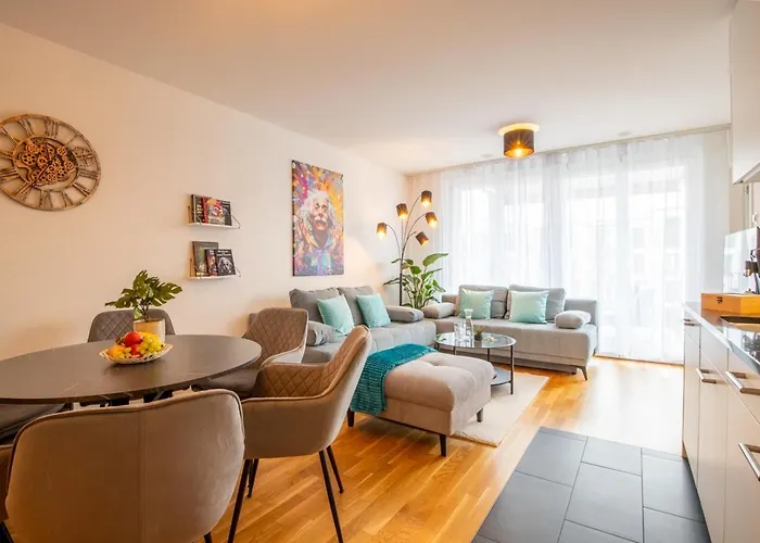 Special Einstein II Apartment Basel, Messe Kleinbasel 10-Star